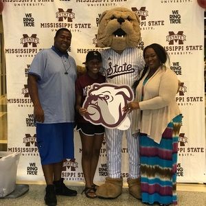 Meet your Posher, Amber